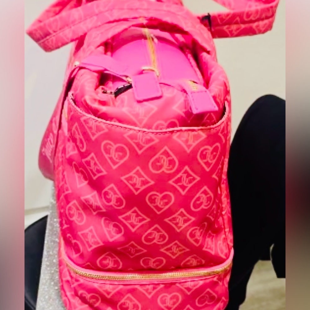 Juicy Couture Pink Logo Travel Bag - Picture 6 of 15